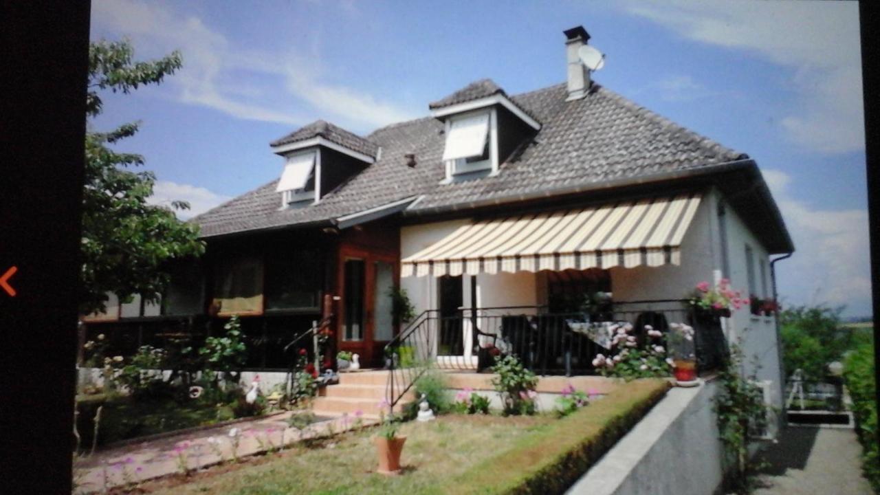 Maison Avec Veranda Proche Du Centre Ville Rignac  Екстериор снимка