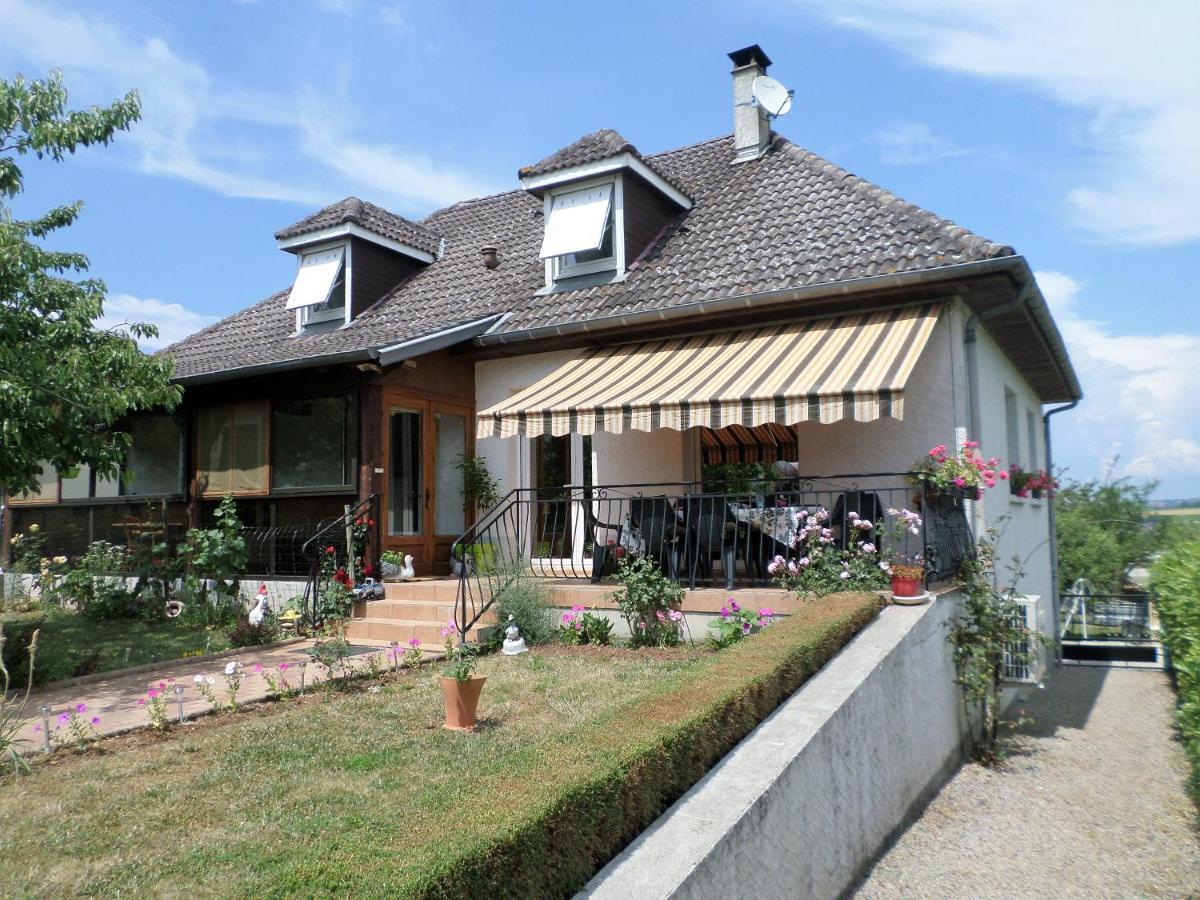 Maison Avec Veranda Proche Du Centre Ville Rignac  Екстериор снимка