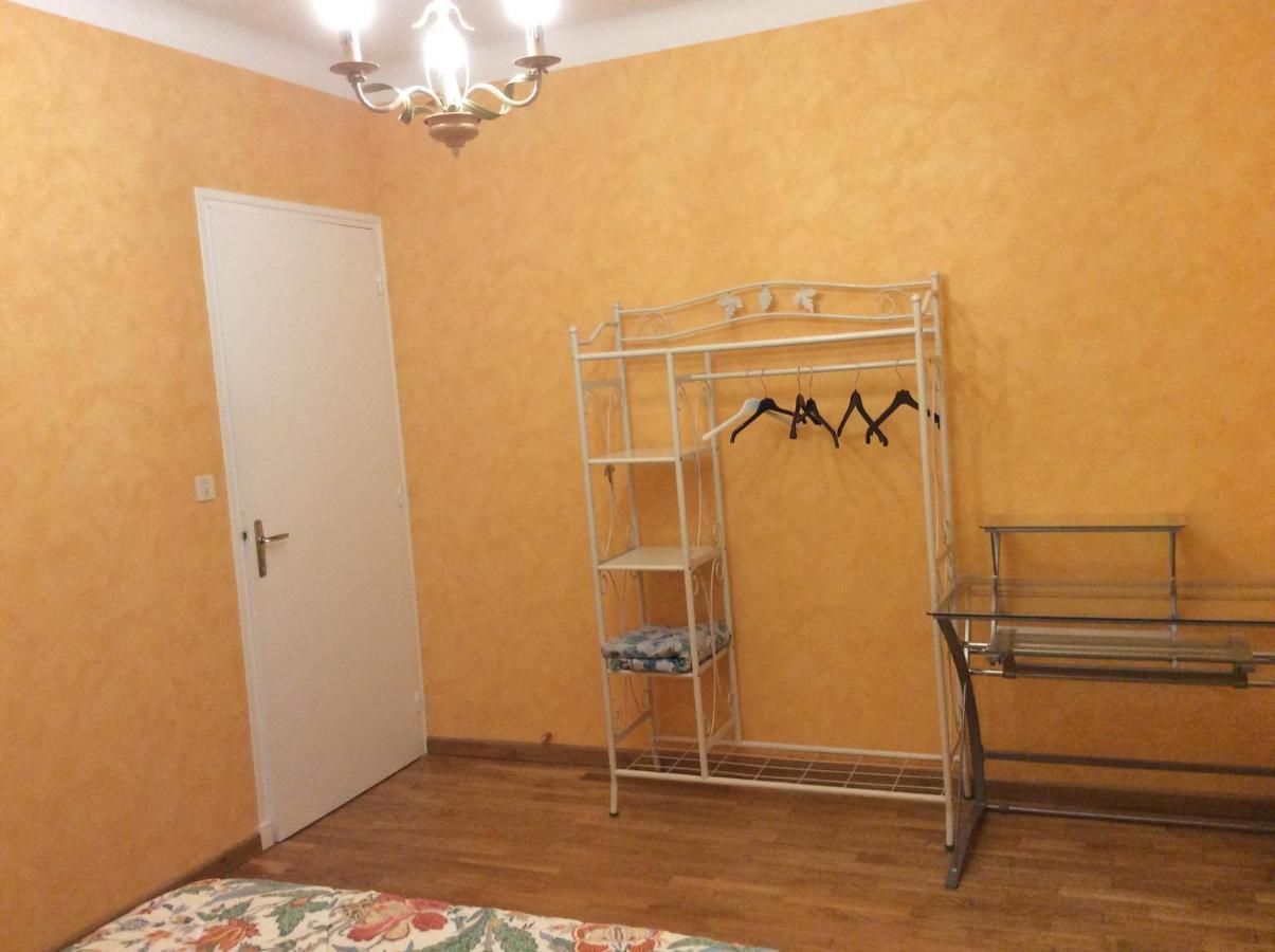 Maison Avec Veranda Proche Du Centre Ville Rignac  Екстериор снимка