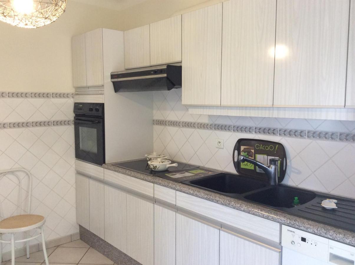 Maison Avec Veranda Proche Du Centre Ville Rignac  Екстериор снимка